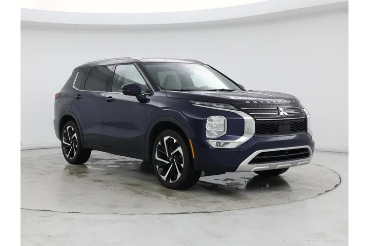 $29998 : Mitsubishi Outlander 2024 SE image 1