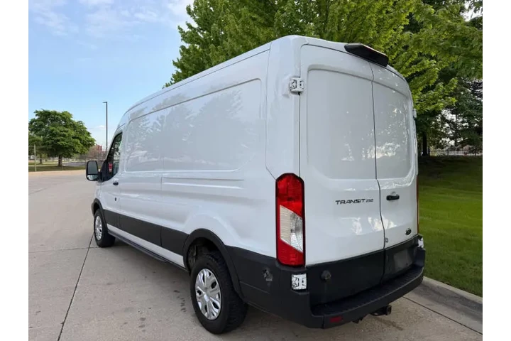$1 : 2019 Transit 250 image 5