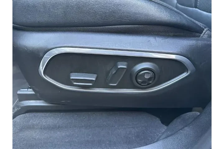 $37813 : Jeep Wagoneer L 2024 4x2 Ser image 7