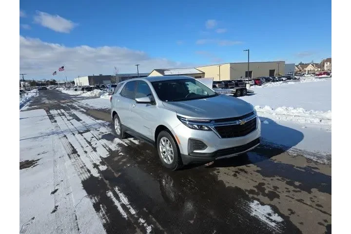 $22000 : Chevrolet Equinox 2022 4x4 L image 3