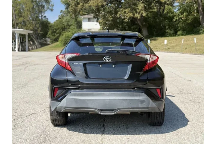 $7999 : 2018 C-HR XLE image 9