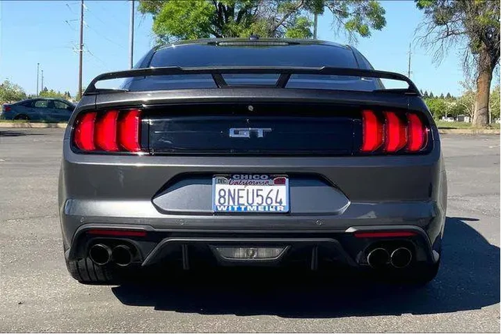 $30985 : Ford Mustang 2020 GT 2dr Fas image 4