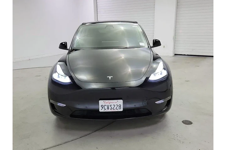 $28998 : Tesla Model Y 2022 AWD Long image 2