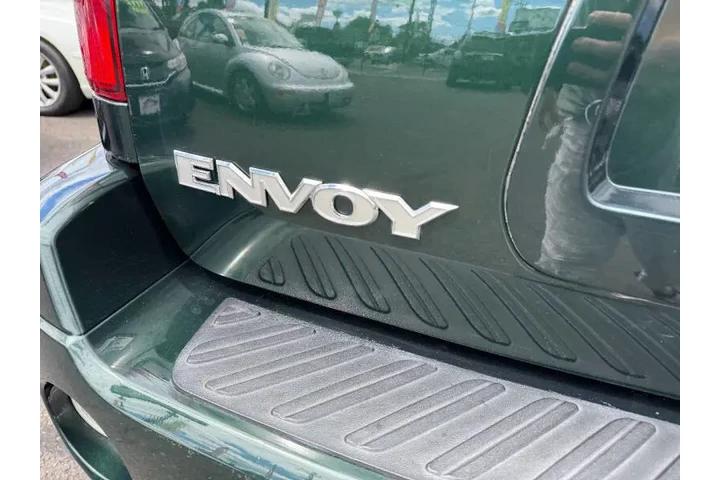 $7995 : 2003 GMC Envoy SLT image 10