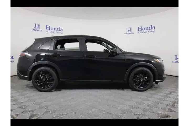 $29875 : Honda HR-V 2024 AWD Sport 4d image 8