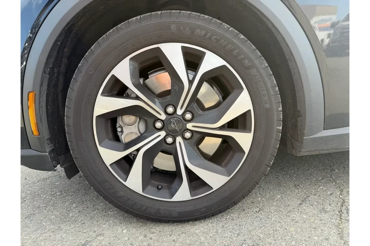 $28000 : Ford Mustang Mach-E 2024 Sel image 9