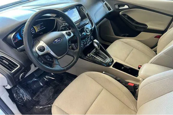 $7575 : Ford Focus 2017 Electric 4dr image 10