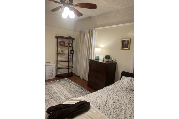 $900 : Recamara image 1