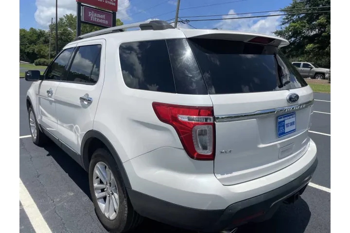 $13000 : 2012 Explorer XLT image 7