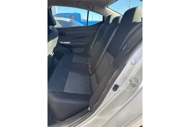 $14000 : Nissan Versa 2021 S 4dr Seda image 6