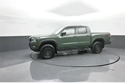 $38424 : Nissan Frontier 2025 4x4 PRO thumbnail