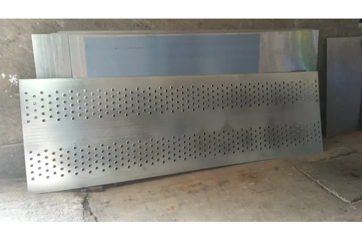 $1500 : Angulos Multiperforados image 4