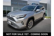 Toyota RAV4 2022 XLE Premium en Orange County