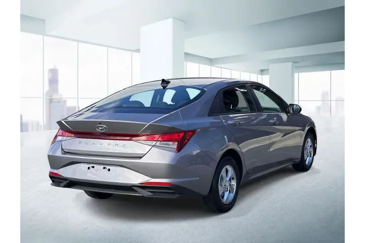 $16999 : Hyundai ELANTRA 2023 SE 4dr image 4