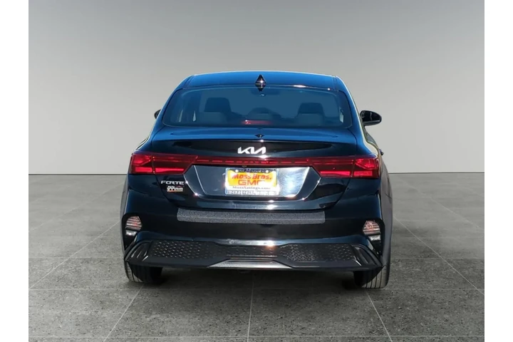 Kia Forte 2024 image 4