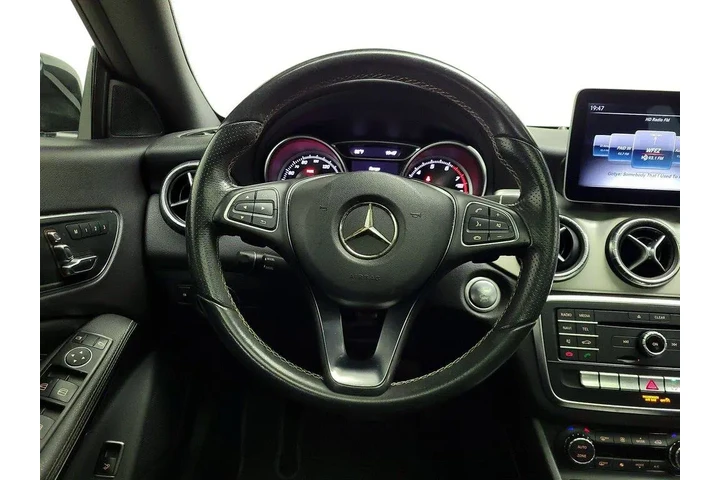 $17998 : Mercedes-Benz CLA 2018 CLA 2 image 10