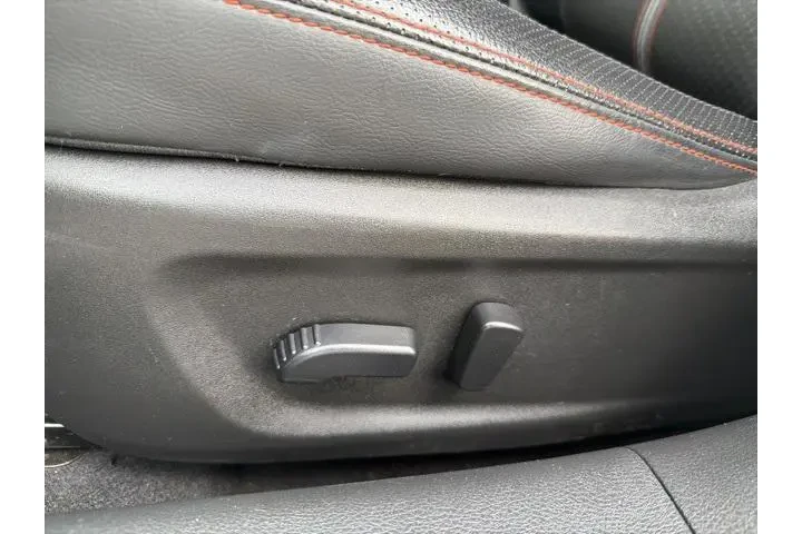 $20751 : Nissan Altima 2023 2.5 SR 4d image 10