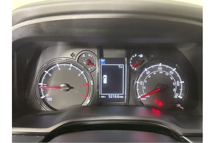 $41997 : Gold Certified2023 4 RUNNER S image 5