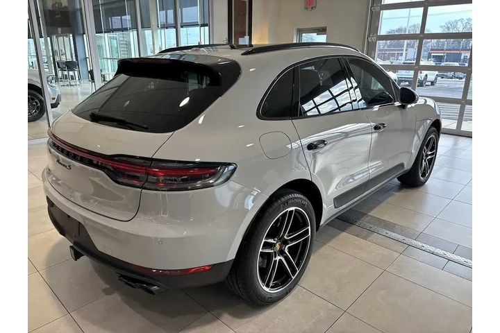 $39497 : Porsche Macan 2021 AWD S 4dr image 4