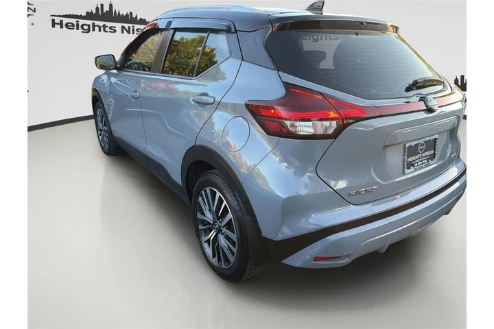 $18990 : Nissan Kicks 2023 SV 4dr Cro image 3