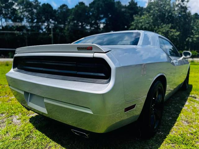 $19900 : 2012 DODGE CHALLENGER image 8