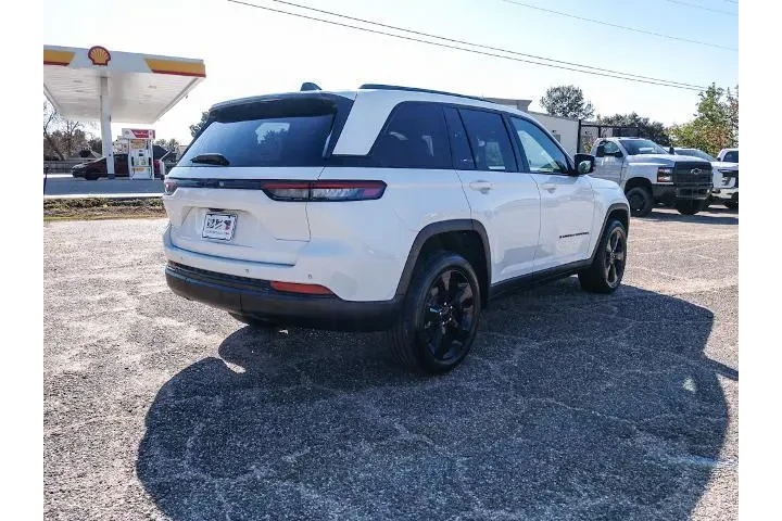 $26775 : Jeep Grand Cherokee 2023 4x2 image 4