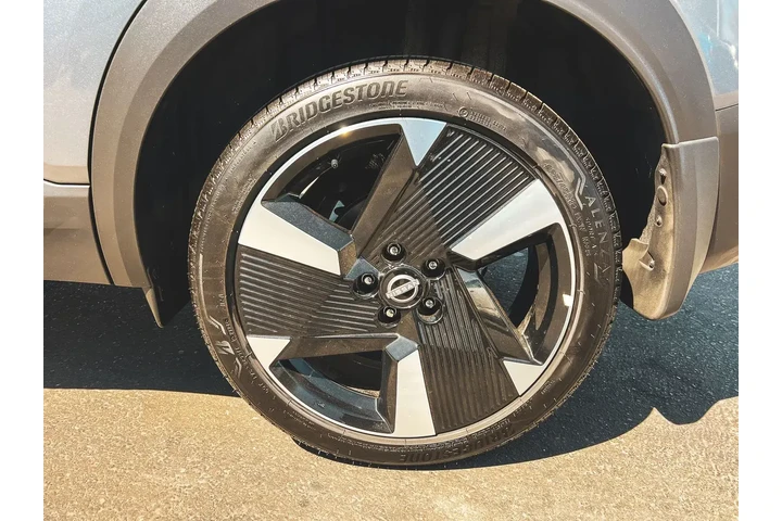 $25937 : Nissan Kicks 2025 SR 4dr Cro image 5
