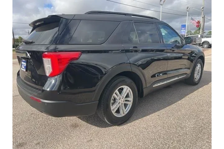 $27995 : Ford Explorer 2023 XLT 4dr S image 5