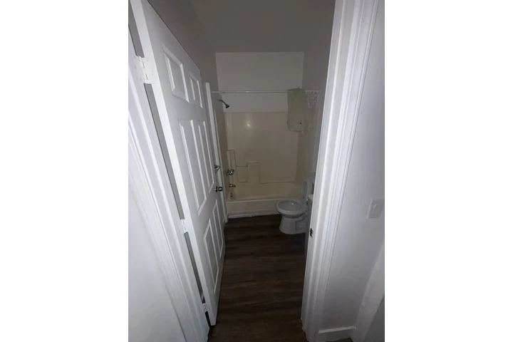 $2000 : Apartamento Grande 1 recámara image 3