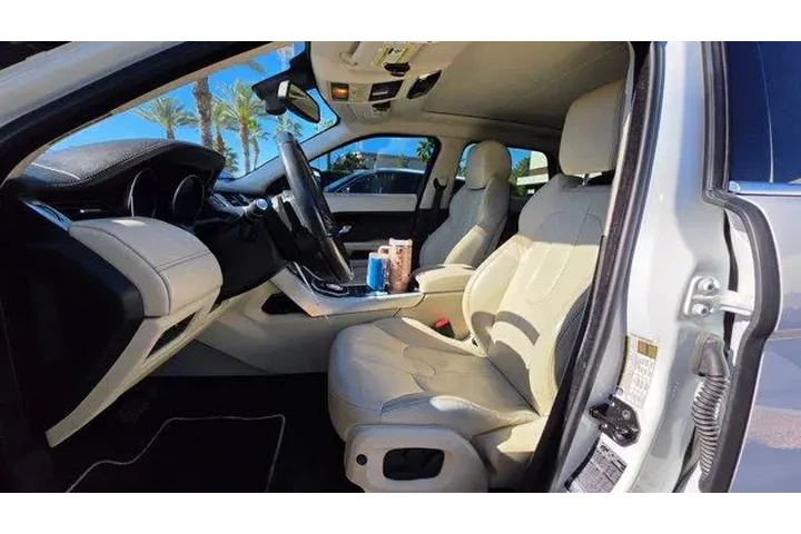 $12728 : Land Rover Range Rover Evoqu image 5