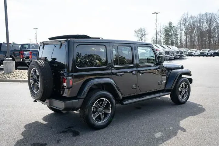 $35987 : Jeep Wrangler 2023 4x4 Sahar image 10