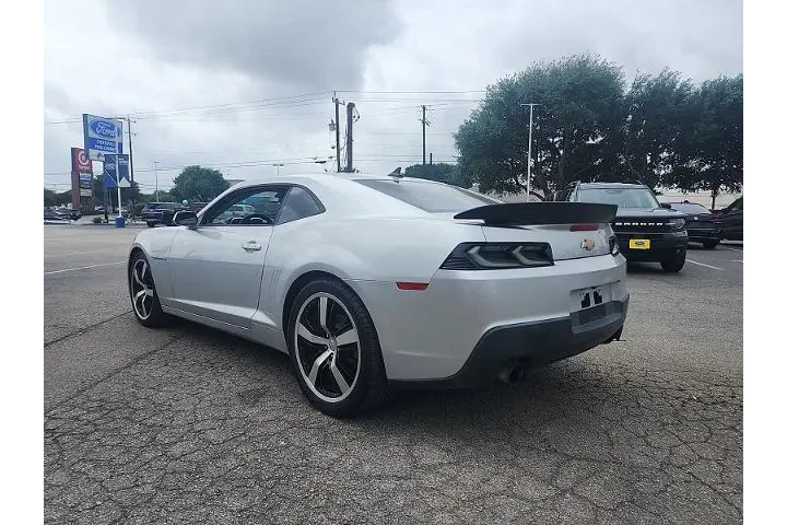 $15995 : Chevrolet Camaro 2015 LS 2dr image 5