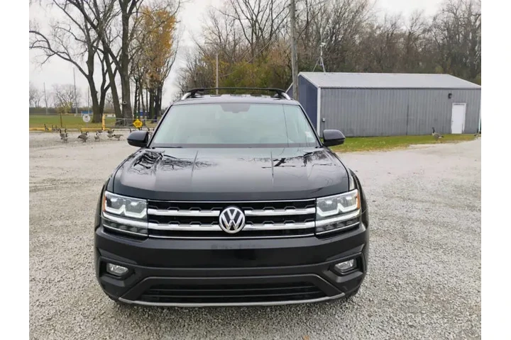 $12497 : 2018 Atlas V6 SE image 3