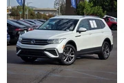 $21500 : Volkswagen Tiguan 2023 SE 4d thumbnail