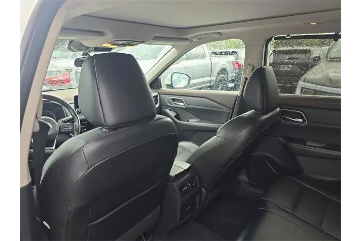 $14990 : Nissan Rogue 2021 SV 4dr Cro image 10