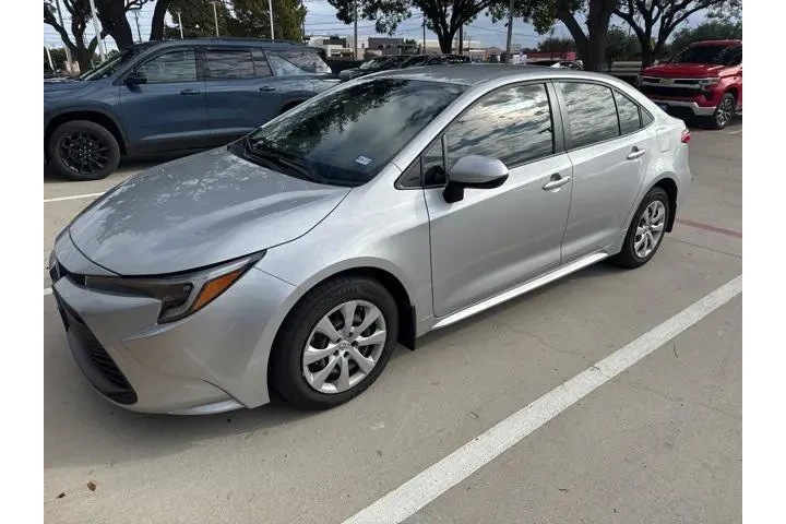 $24691 : Toyota Corolla Hybrid 2025 L image 1