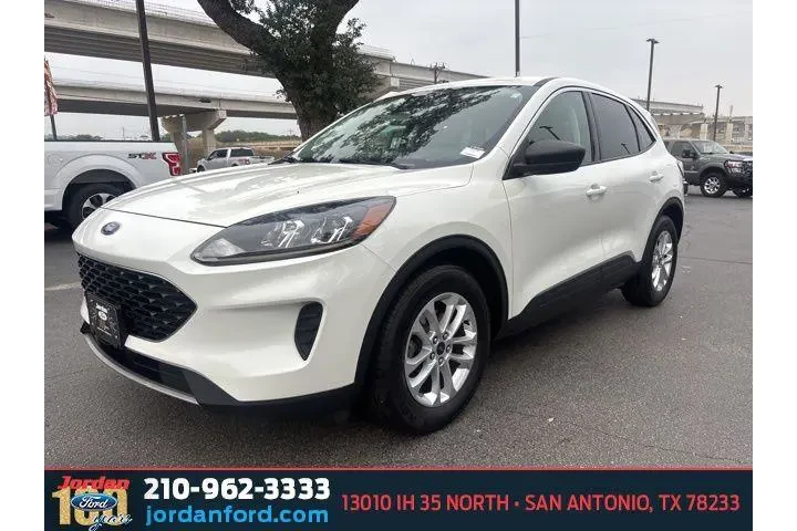 $17246 : Ford Escape 2022 SE 4dr SUV image 3