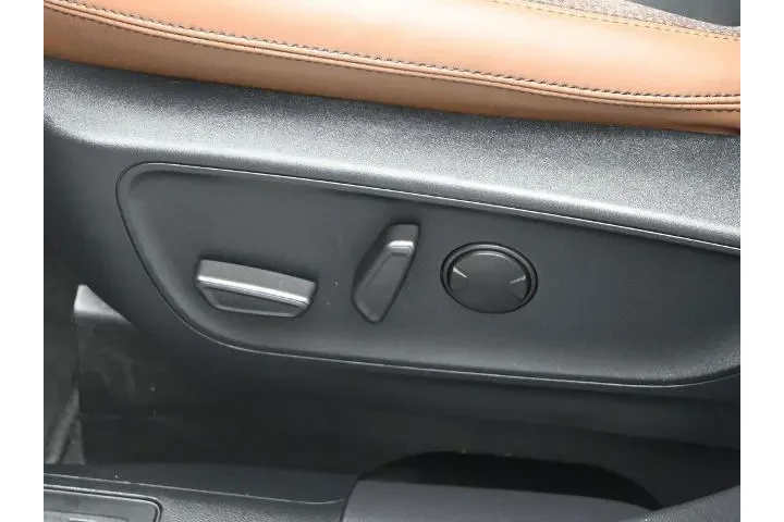 $30200 : Ford Bronco Sport 2025 AWD O image 10