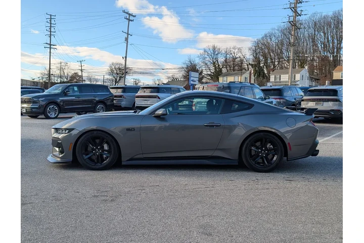 $39000 : Ford Mustang 2024 GT 2dr Fas image 3