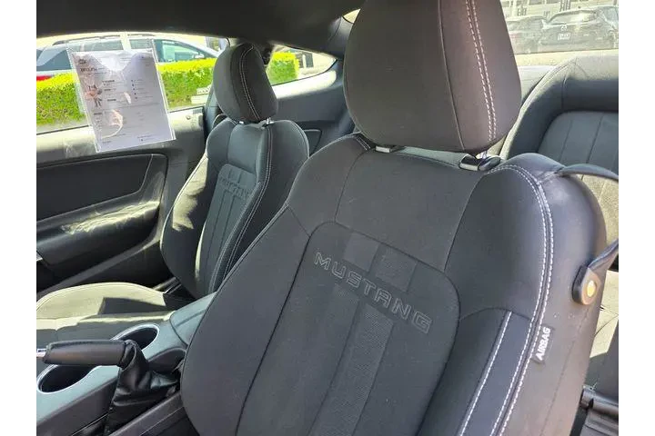 $22469 : Ford Mustang 2021 EcoBoost 2 image 10