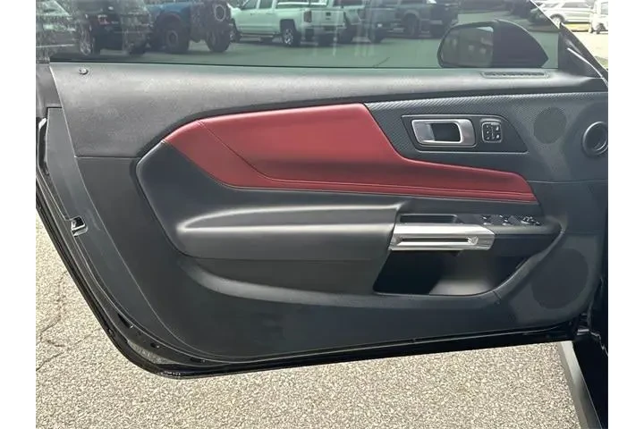 $33098 : Ford Mustang 2024 EcoBoost P image 10