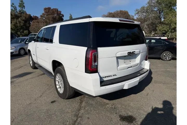 $29500 : GMC Yukon XL 2019 4x2 SLT 4d image 3