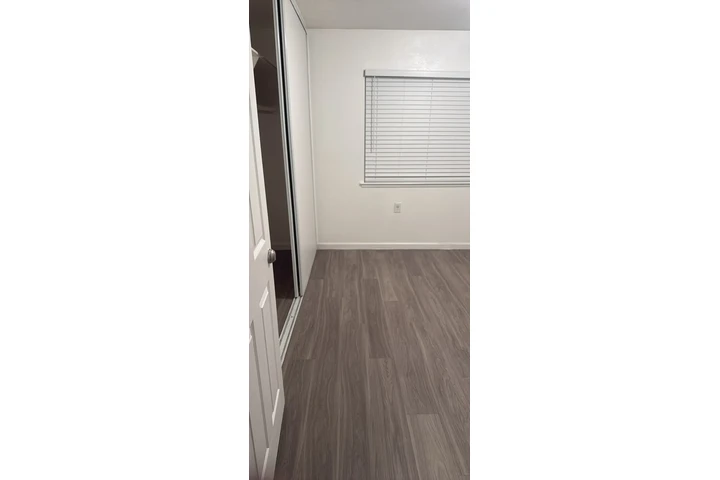 $850 : Rento recama image 3