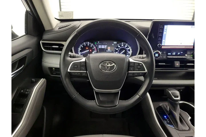 $38998 : Toyota Highlander 2022 AWD X image 10