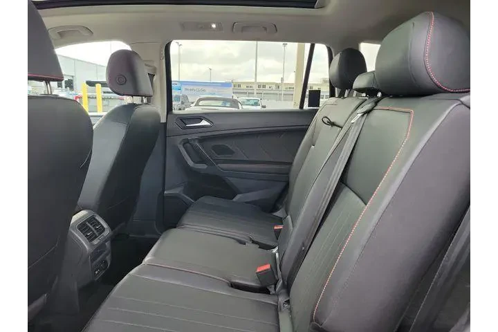 $20990 : Volkswagen Tiguan 2024 Wolfs image 6