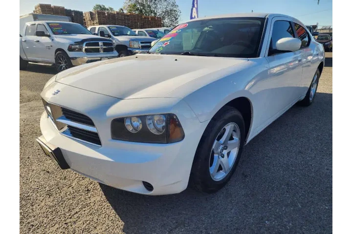 $7999 : 2010 Charger SE image 4