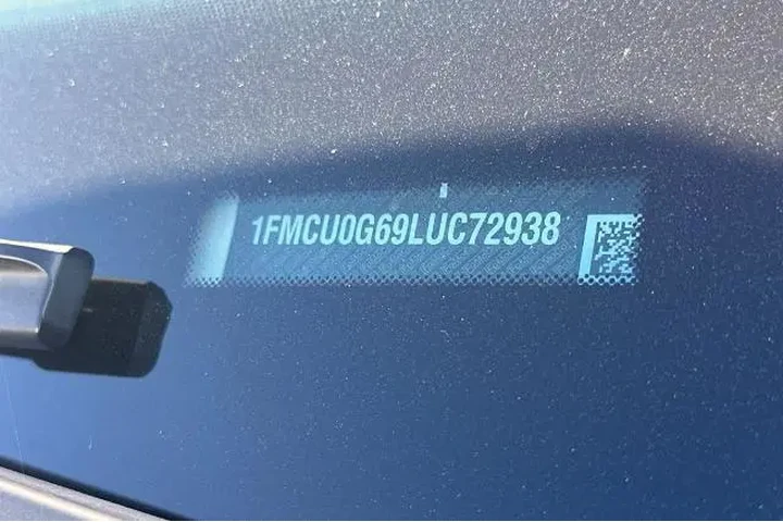 $16588 : Ford Escape 2020 SE 4dr SUV image 3