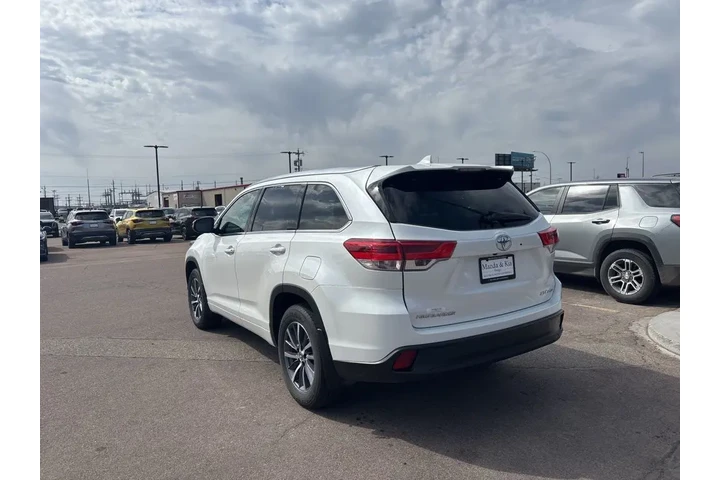 $23999 : 2017 Highlander XLE image 7