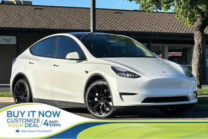 $30720 : Tesla Model Y 2022 AWD Long image 1