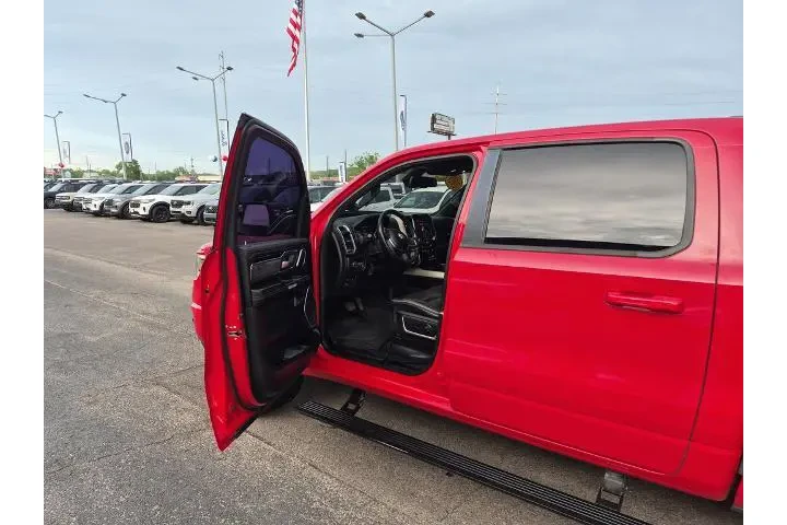 $23588 : Ram 1500 2019 4x4 Laramie 4d image 10